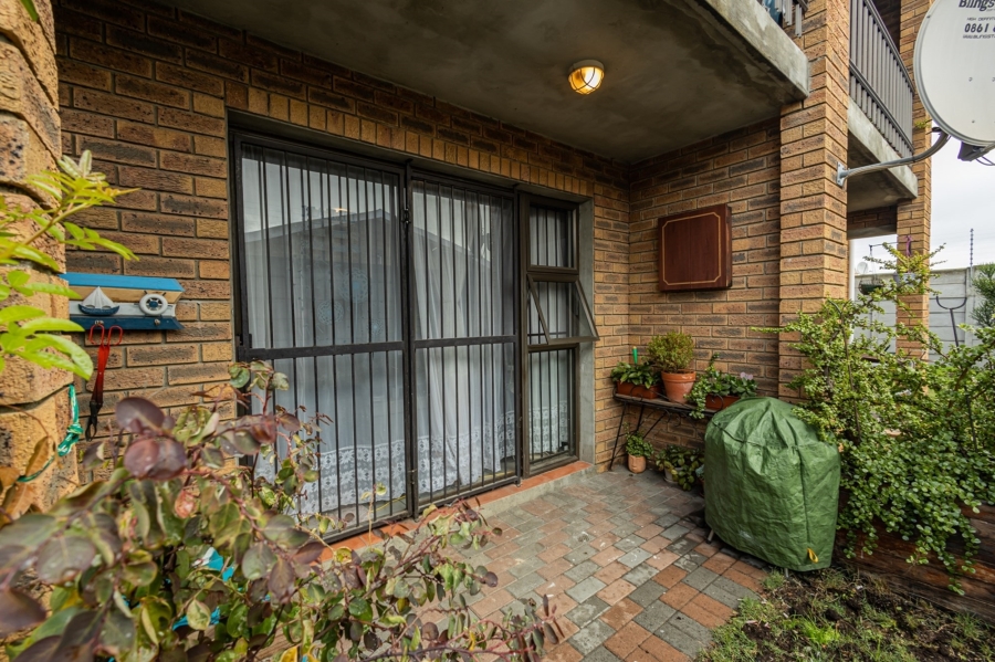 2 Bedroom Property for Sale in Windsor Park Western Cape